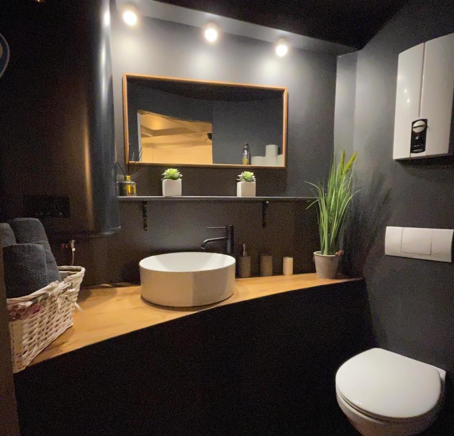Round House Apartment
